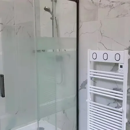 2p Dans Luxueuse * Niza